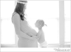 Nashville maternity photography, Melanie grady photography, organic maternity photos, lifestyle maternity photography, tennessee maternity photos, mommy and me