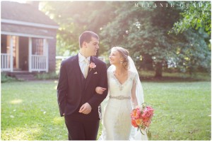 Melanie Grady wedding photography - Nashville engagement photography, Centennial Park, Pedestrian bridge, award winning Nashville wedding photographer, the best photographer in nashville, Historic Travellers Rest Plantation, southern wedding, bridal bouquet in pink and blush, plantation wedding, sequin bridemaids dresses