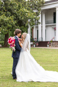 Riverwood Mansion Wedding portraits in front of the mansion on the lawn