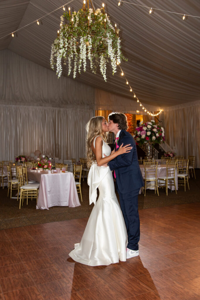 Private final dance with bride and groom at the end of a wedding reception